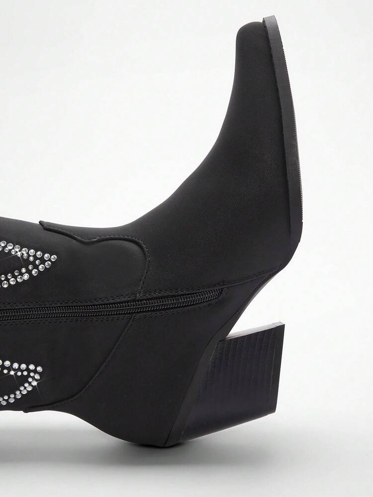 Solezae 女式 2.25 英寸高跟尖头 PU 黑色牛仔靴 - 经典西部风格，带有锁缝细节，时尚感十足，完美提升任何服装的乡村魅力 - 黑色 - 查看 7