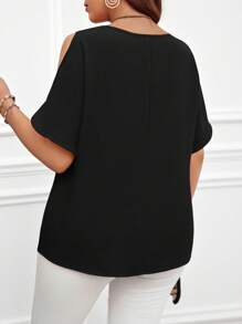 Miaspire 大尺碼度假休閒純色露肩上衣，帶波浪邊 - 黑色 - 查看 2