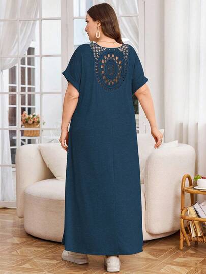 SHEIN Lacomfia 大码女式V领镂空露背设计蝙蝠袖短袖宽松休闲连衣裙