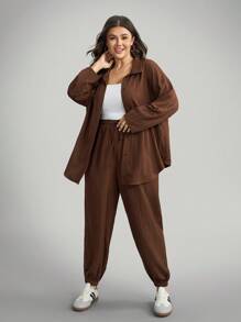 Comfylo 大码女式纯色长袖单排扣衬衫和抽绳裤休闲两件套大码休闲套装大码裤装棕色套装女式秋季服装女式冬季服装女式办公室服装时尚冬季商务棕色派对秋季万圣节圣诞节女式大码套装大码棕色套装大码两件套大码裤装套装棕色两件套女士大码亚麻服装大码裤装 - 棕色 - 查看 4