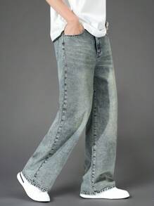 SHEIN 青少年男童新款水洗时尚宽松直筒牛仔裤，街头风休闲百搭牛仔裤，四季皆宜，秋冬季时尚有型。 - 中等水洗藍 - 查看 6