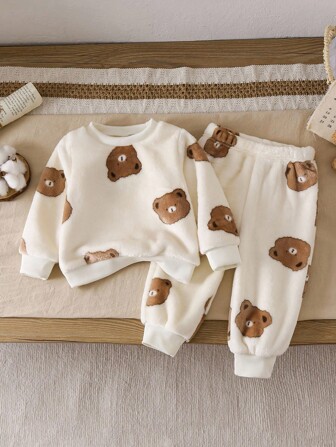 SHEIN 2 件套男婴幼儿新生儿 0-3 岁休闲日常服装可爱毛绒法兰绒熊圆领长袖运动衫和裤子套装，秋冬
