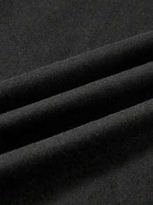 Manfinity Homme 时尚休闲年轻休闲万圣节心形和蜘蛛印花标准尺码男士黑色修身圆领短袖 T 恤，适合节日、约会、派对，必备服装，适合情侣装，送给男朋友/丈夫的绝佳礼物 - 黑色 - 查看 8