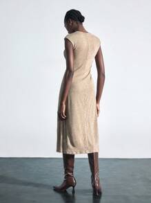 Maija Robe minimaliste à manches lanternes, col rond, taille creuse et ourlet évasé. Polyvalente pour les occasions urbaines modernes, les festivals et les fêtes - Gris - Voir 5