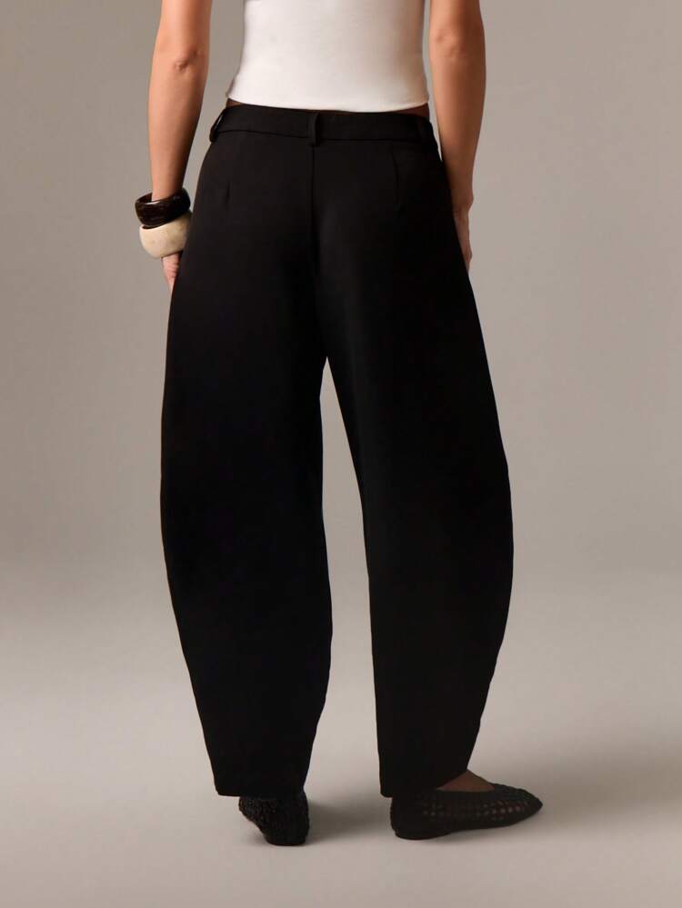 Barrel Shape Wide Leg Trousers With Pleated Front