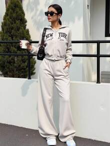 Sparklyn 3 件套青少年女孩印花拉链连帽衫夹克和极简主义图案 T 恤和阔腿裤套装，娇小女士休闲运动衫套装，适合外出、度假、街头、返校、校园穿着 - 淺灰色 - 查看 4