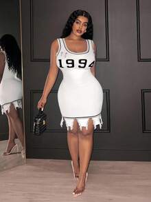 Slaydiva Novo Lançamento 2025 Vestido de Tricô Corpete Preto e Branco Minimalista Sexy/Streetwear/Casual, Elástico, Desgastado, Franzido na Cintura, Sem Mangas, Plus Size para Mulheres