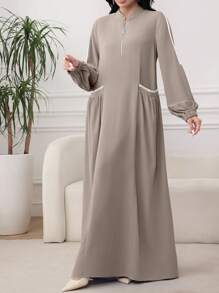 Al Najma 女士拉链长袖时尚口袋温柔优雅阿拉伯风格连衣裙，休闲运动风，适合日常休闲/工作/返校，超长阿拉伯连衣裙 - 卡其色 - 查看 3