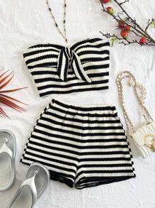 SHEIN 2pcs Tween Girl Vacation Energetic Red & White Striped Textured Twist Front Crop Top And Super Short Casual Shorts Set, Suitable For Dates, Parties, Casual Beach Vacation