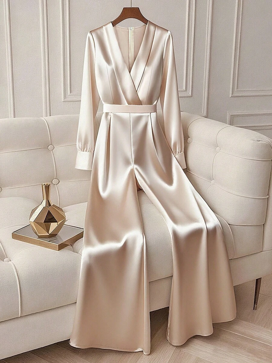 Franclia 女式 V 领长袖亮面面料腰部收紧喇叭腿连体裤 - 杏色 - 查看 1