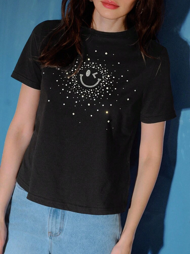 S.W.Smiley x MOTF Camiseta de manga corta con estampado de dibujos animados con strass