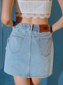 S.W.Smiley x MOTF PREMIUM Chân váy denim vá hình trái tim đính đá - Màu xanh lam - Xem 4