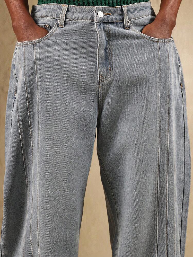 Wide Leg Baggy Jeans With Pin Tuck Detail