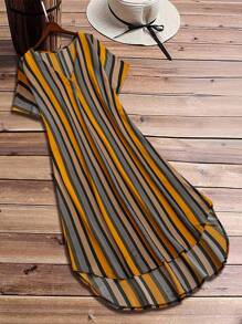 Rusticease 女士加大码条纹 V 领蝙蝠袖休闲宽松直筒连衣裙 - 彩色 - 查看 1