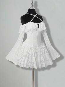 Sweetina 女式花朵蕾丝露肩拼接荷叶边喇叭袖优雅连衣裙秋季女装 - 白色 - 查看 11