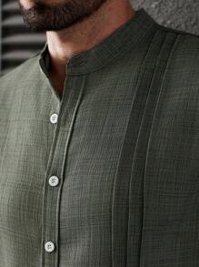 Manfinity Homme Áo sơ mi nam tay dài màu trơn giản dị, họa tiết đơn giản, nhăn, họa tiết trơn, túi vá đôi, nhẹ nhàng, trưởng thành, cài nút khi đi làm, mùa thu - xanh quân đội - Xem 5