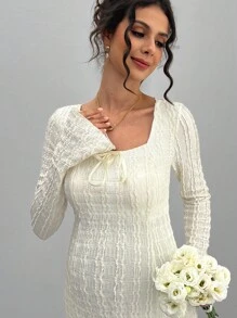 Momance 优雅甜心领口系带喇叭袖孕妇装