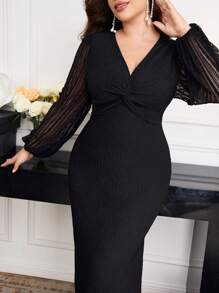 Modelyn 大码优雅纯色蕾丝拼布扭纹紧身连衣裙 - 黑色 - 查看 1