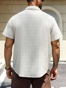 Manfinity Homme Plus Size Men's Single-Breasted Casual/Business Short Sleeve Shirt