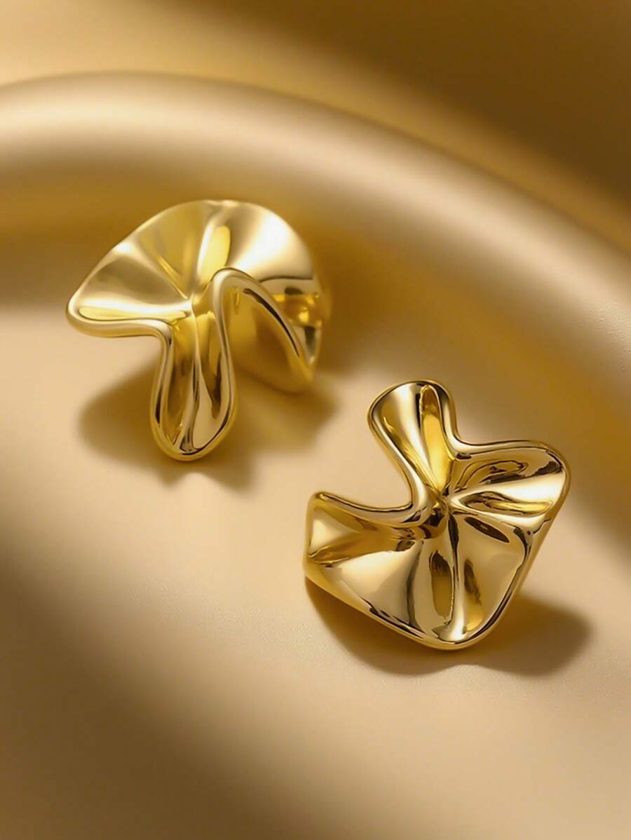 5pcs Abstract Design Button, Decorations Valentine's Day, Valentines Wedding, Birthday Craft Sewing Supplies  Sewing Accessories - Gold - View 1