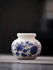 1 ultra-mini blau-weiße Porzellanvase (4,5 * 4 * 2,5 cm, etwa die Länge von zwei Zeigefingern erwachsener Personen; bitte nicht kaufen, wenn dies ein Problem darstellt) - glasierte Keramikvase, Heimdekoration, chinesischer Stil dunkelblau Vase, geeignet als Tischdekoration. - Verschiedenfarbig - Übersicht 12