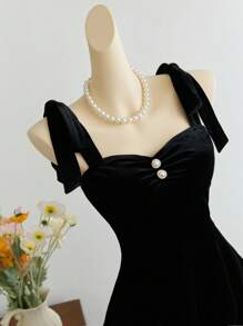 Elamini 复古天鹅绒细肩带 A 字迷你连衣裙 - 黑色 - 查看 7