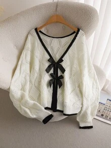 SHEIN CURVE+ Große Größen Lässig strukturierter Diamantmuster Farbblock Schleife Rückenausschnitt Pullover Sommer Strickjacke für Frauen, Strickjacke, Strickoberteil für Frauen, Strickjacke mit Schleife vorne, Damen Strickjacke, Strickjacke für Herbst/Winter/2026/Neujahr