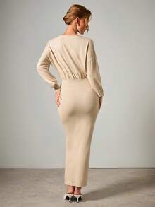 COSMINA Elegant Solid Color Fitted Long Knit Dress For Commuting - Apricot - View 2