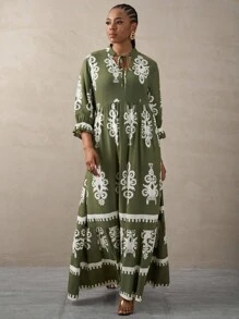 SHEIN Tall CURVE Vestido de Estilo Ocidental Casual de Plus Size para Férias, Festival de Música, Impressão de Páscoa, Primavera, Boho, Rave, Férias, Estilo Old Money, Outfits Elegantes Casuais Florais para Férias, Outfits de Concerto, Outfits de Rave de Festival, Outfits de Concerto Country, Outfits de Nashville, Outfits de Ibiza, Estilo Oeste, Outfits de Férias Boho para Mulheres, Vestido Fluido Mulheres Plus, Vestido de Sol Mulheres, Vestidos Curtos Mulheres