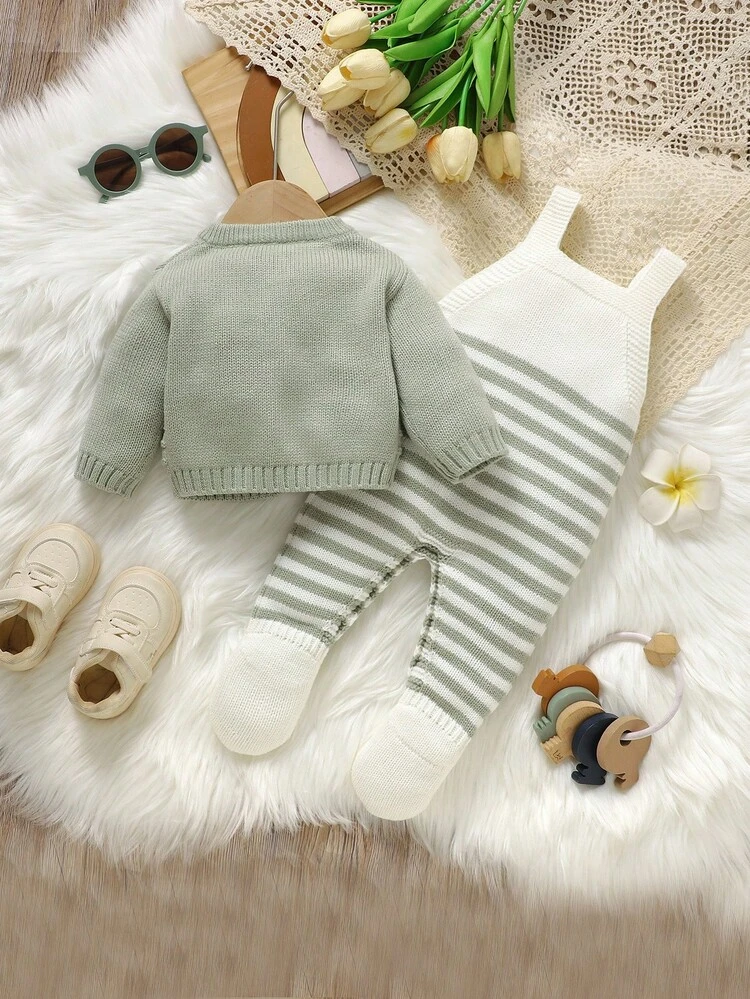 2 Peças Conjunto de Suéter Verde para Recém-Nascido: Cardigã de Manga Longa com Gola Redonda e Bolsos + Macacão Listrado com Suspensório - Verde - Visão 2