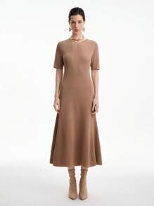 Aalyst 夏季法式优雅优雅圆领短袖罗纹针织修身腰A字连衣裙 - 駝色 - 查看 5