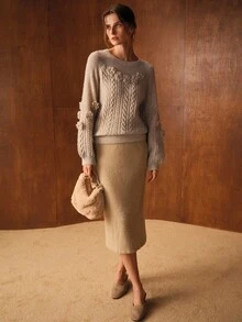 MOTF PREMIUM APPLIQUES PULLOVER SWEATER