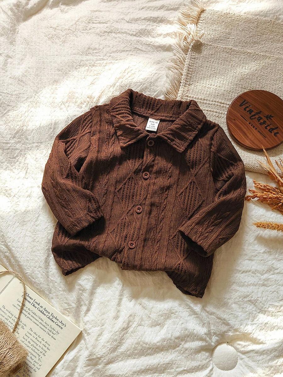 Vintaside Kids Baby Boy 春秋深咖啡色提花翻领长袖衬衫，深咖啡色调散发复古韵味，呈现沉稳时尚百搭风格 - 咖啡棕 - 查看 1