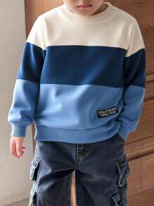 Sudadera térmica gruesa de cuello redondo de manga larga con bloques de color, cómoda y versátil para niños pequeños