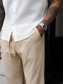 Manfinity Homme 2 piezas Conjunto de camisa de manga corta casual y pantalones con cordón para hombre - Multicolor - Ver 4