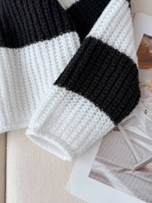 SHEIN 青少年女孩休闲圆领黑白钩针条纹毛衣上衣，适合秋冬季 - 黑與白 - 查看 4