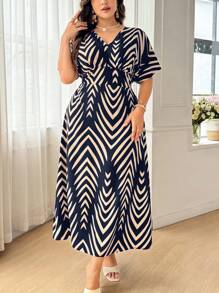 SHEIN Privé Plus Size Elegant Commute & Vacation V-Neck Color Block Splice A-Line Wavy Striped Color Block Print Maxi Dress; Solid Color Maxi Dress For Wedding Season Plus Size Maxi Summer Dress Plus Size Summer Dress Plus Long Dress Curve Long Dress Summer Dress - Blue and White - View 4