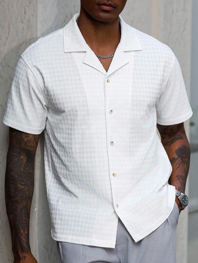 Manfinity Homme Men's White Short Sleeve Button Up Cuban Shirt, Casual Summer Vacation Fashion Versatile Solid Color Cream Button-Up Shirt For Men