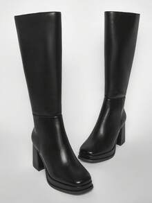 SHUZIA Giày bốt cao đến đầu gối bằng da PU cao cấp màu đen đế vuông 3,25 inch & đế bệt 1 inch dành cho nữ #LegsForDays – Kiểu dáng thanh lịch, tinh tế và dễ dàng với màu đen cổ điển, tuyên bố phong cách thu đông táo bạo của bạn. - màu đen - Xem 2