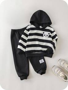 SHEIN 2-częściowy zestaw bluzy z kapturem i spodniami dresowymi dla chłopców z nadrukiem pandy, wygodny luźny dres na co dzień, do użytku w pomieszczeniach i na zewnątrz, na co dzień, do sportu, zabawy, na imprezę, do sesji zdjęciowej, na święta, do szkoły, na jesień/zimę