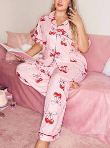 SHEIN Bộ đồ ngủ lãng mạn in họa tiết nơ và quả anh đào cỡ lớn, Giáng sinh - Nhiều màu - Xem 1