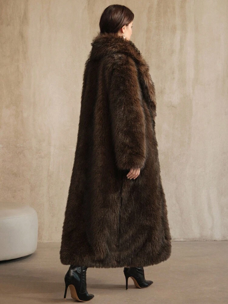 Casaco Longo de Luxo Elegante Feminino com Gola de Pele Sintética Marrom, Adequado para Festa de Inverno