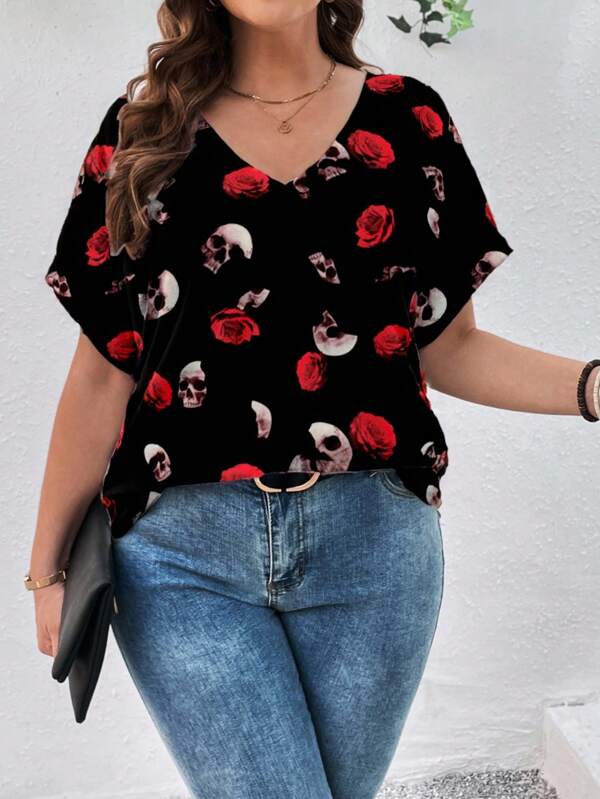 EMERY ROSE Casual Halloween Skull & Rose Print V-Neck Short Sleeve Fitted Plus Size Women T-Shirt Pullover