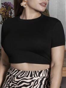 Lupita Cardoza 女士休闲简约纯色圆领短袖短款修身 T 恤，夏季 - 黑色 - 查看 6