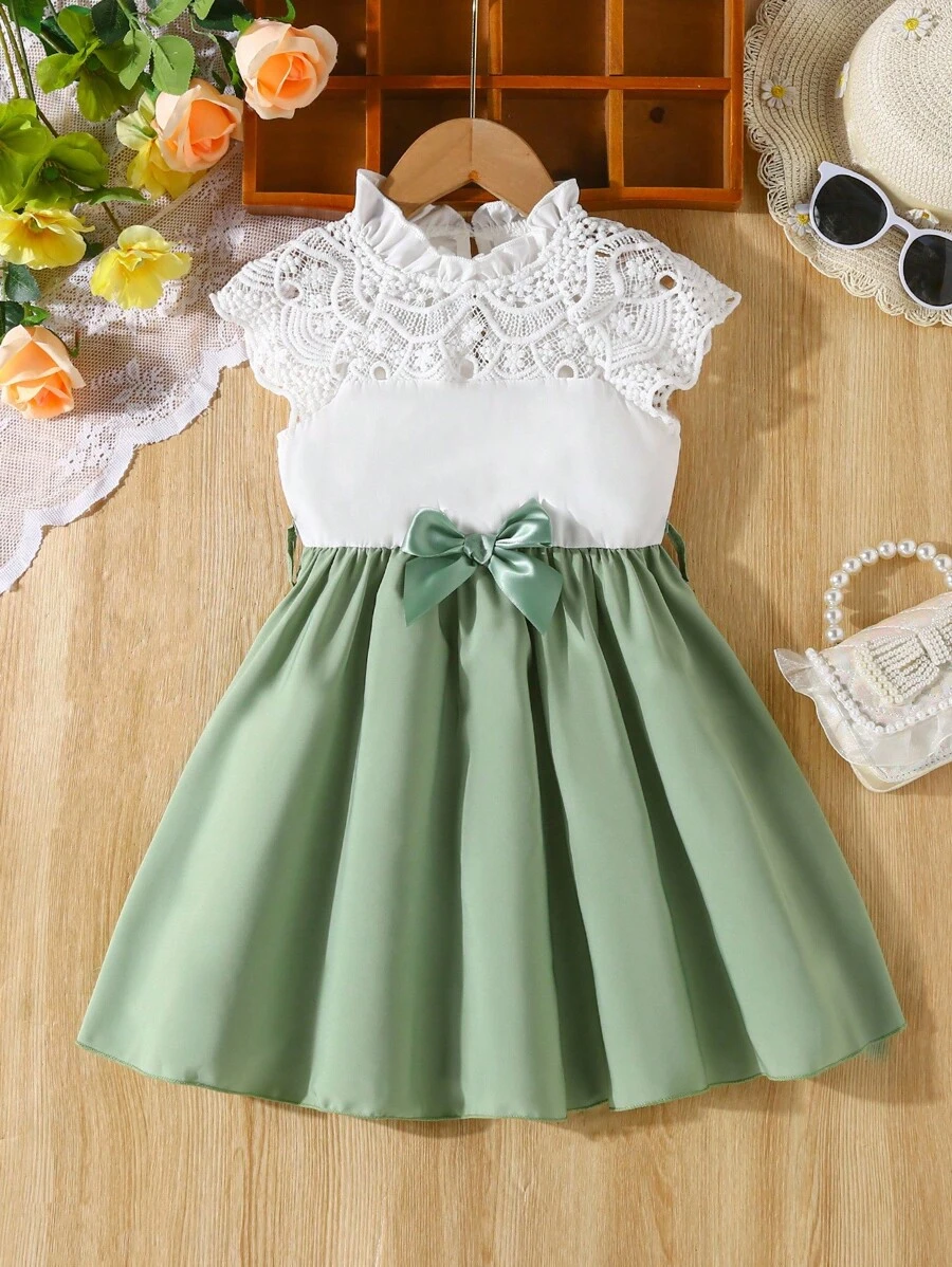 SHEIN 年輕女孩優雅的蕾絲和編織綠色擴蕈裙，有收緊腰身設計，適合夏季穿著