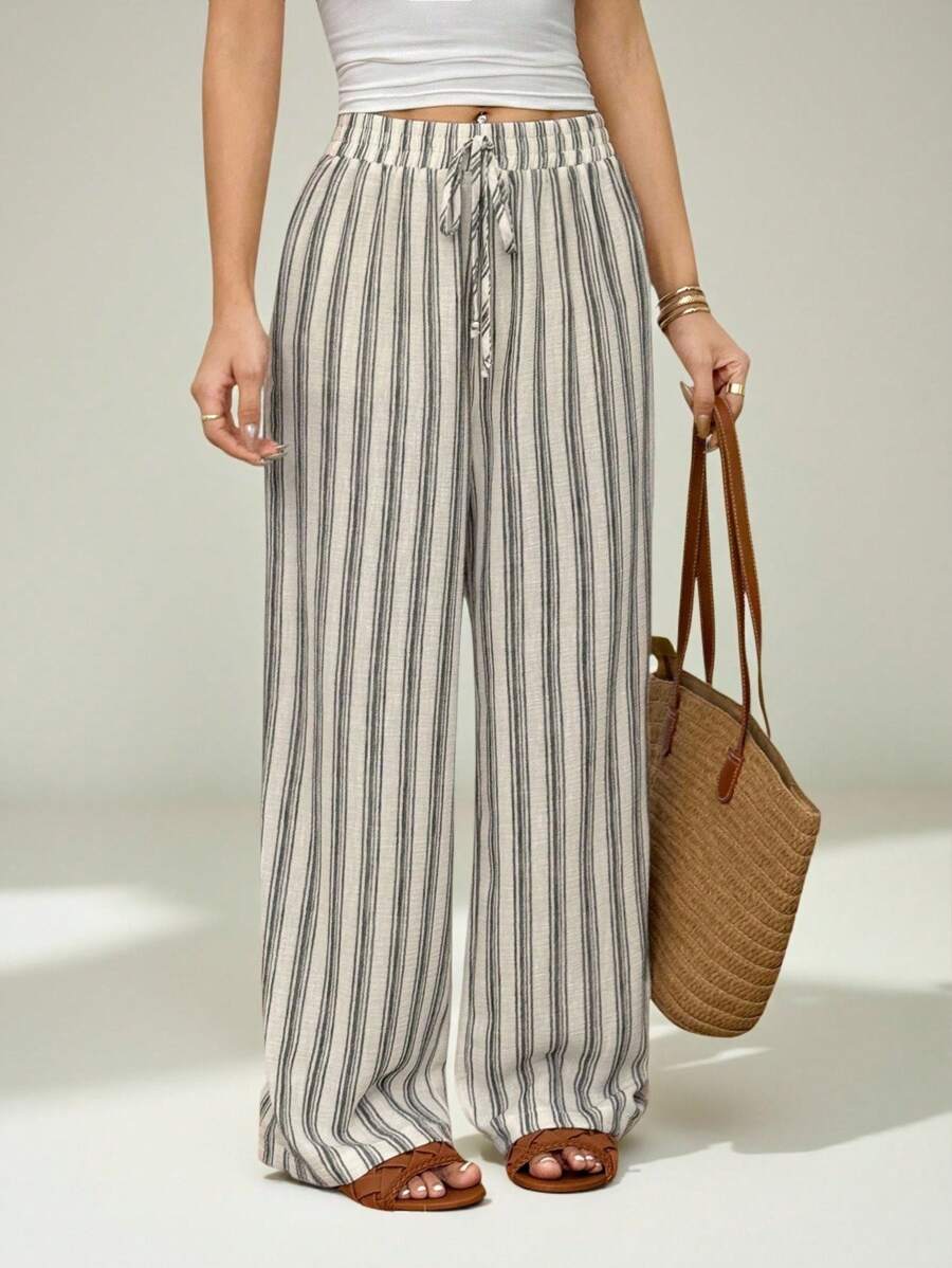 SHEIN PETITE 女式度假休闲条纹直筒裤 - 卡其色 - 查看 1