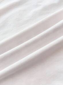 少女休闲露脐上衣，酒红色80号印花，短袖修身款，春夏时尚基础款，百搭运动风，返校季必备