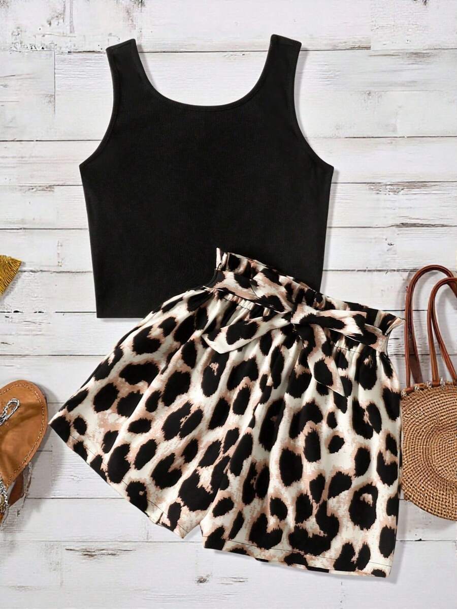 青少年女孩豹纹黑色背心和纸袋短裤两件套