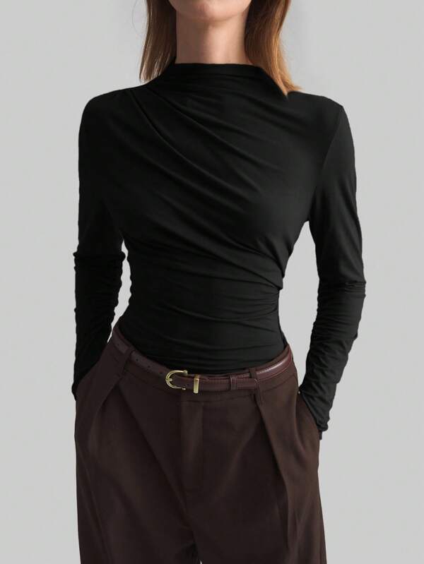 Ontre Blusa básica de manga larga con cuello fruncido asimétrico, minimalista y de estilo urbano para uso casual en la oficina, para mujer. Otoño 2025