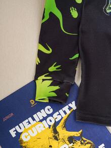 Discovery X SHEIN 2 pièces/Set Pyjama à manches longues avec imprimé dinosaure phosphorescent et pantalon pour jeune garçon, automne/hiver